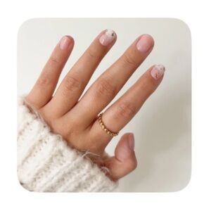 Glamnetic press on nails sold out Heaven Sent Super Short